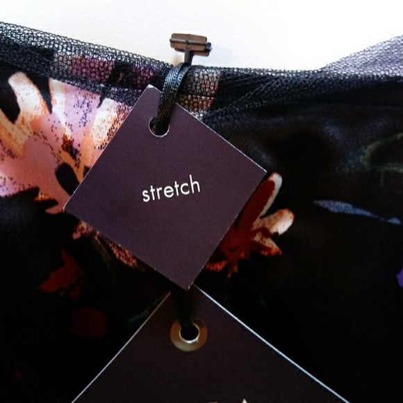 Ava & Vic Top - Picture 7 of 8